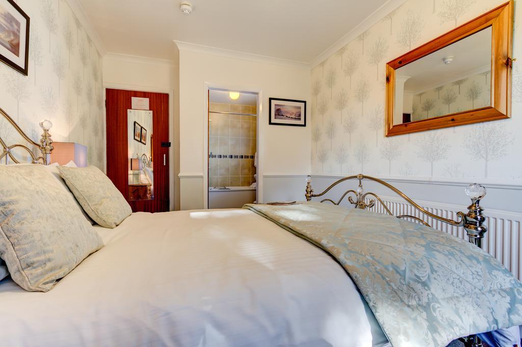 Meadfoot Guesthouse Room Only Accommodation For Adults Windermere Exterior foto